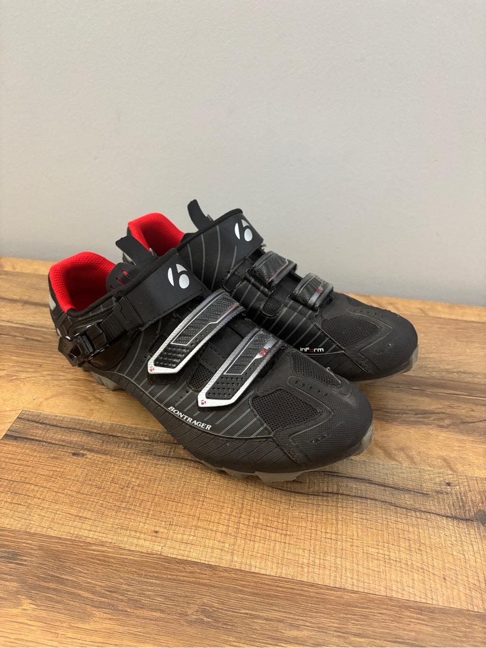 Bontrager RL Mountain Cycling Shoes Black Red Men’s